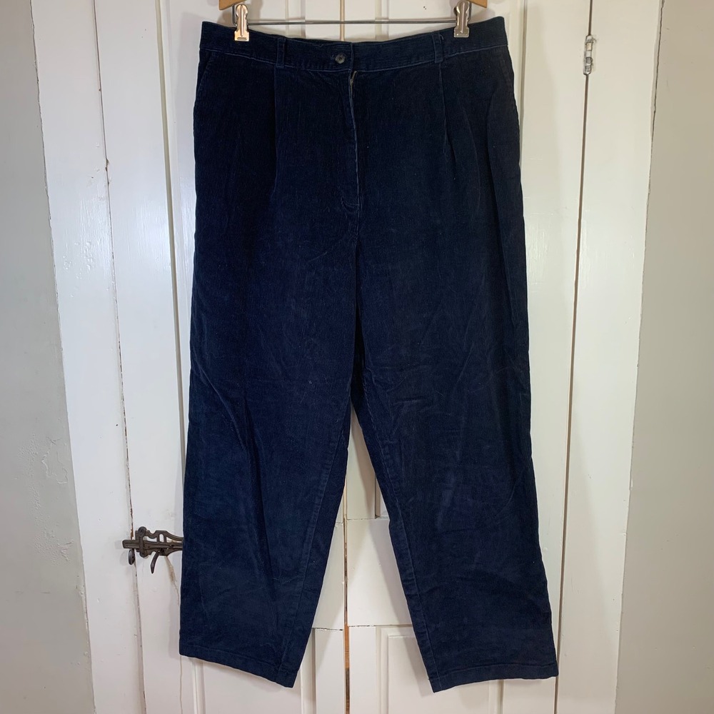 LL Bean Navy Blue Corduroy Pleated Pants Womens 18 Reg Straight Leg High Rise